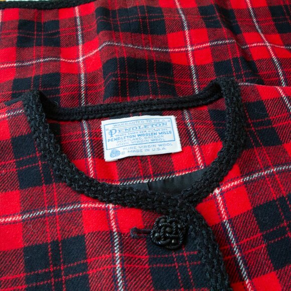 Vgt Pendleton Virgin Wool Blazer Jacket Plaid Red Black XL Embellish Buttons Hem - Picture 2 of 8